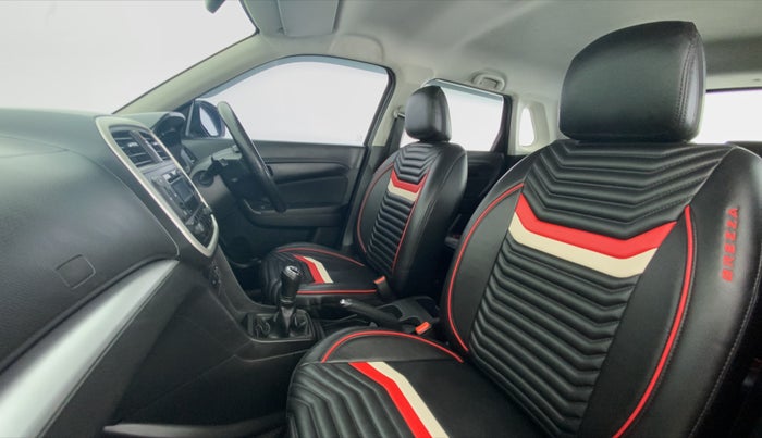 2020 Maruti Vitara Brezza VXI, Petrol, Manual, 72,255 km, Right Side Front Door Cabin