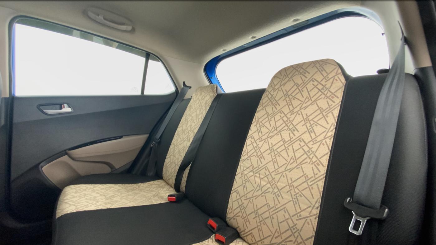 2017 Hyundai Grand i10 SPORTZ 1.2 KAPPA VTVT, Petrol, Manual, 40,558 km, Right Side Rear Door Cabin