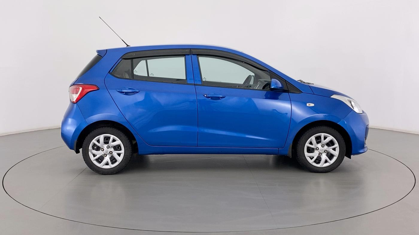 2017 Hyundai Grand i10 SPORTZ 1.2 KAPPA VTVT, Petrol, Manual, 40,558 km, Right Side View