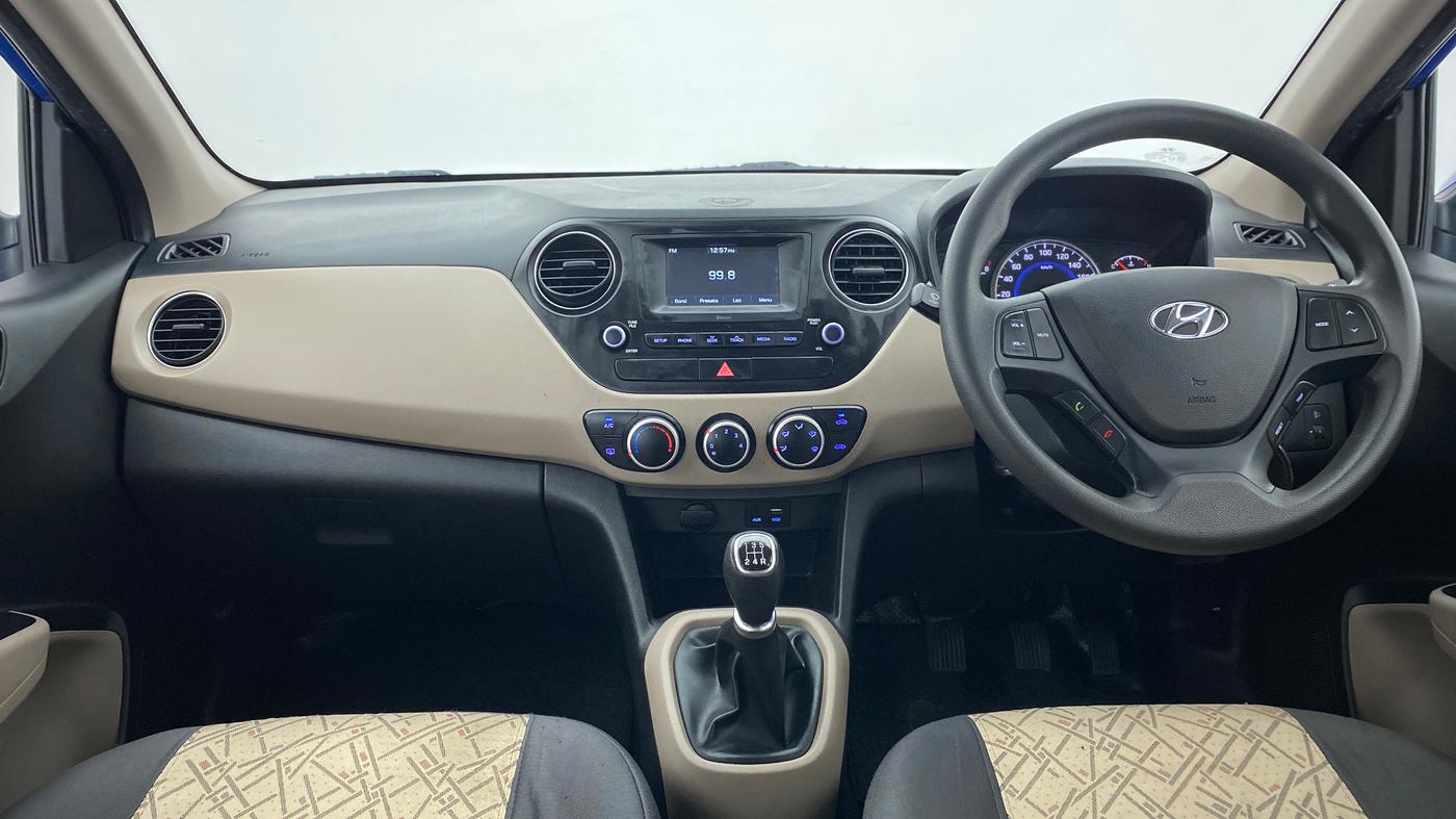 2017 Hyundai Grand i10 SPORTZ 1.2 KAPPA VTVT, Petrol, Manual, 40,558 km, Dashboard