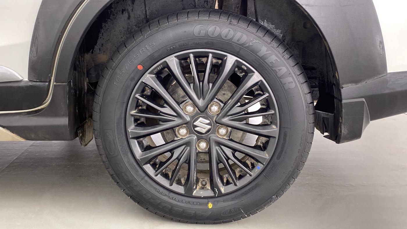 2020 Maruti XL6 ZETA AT SHVS, Petrol, Automatic, 63,285 km, Left Rear Wheel