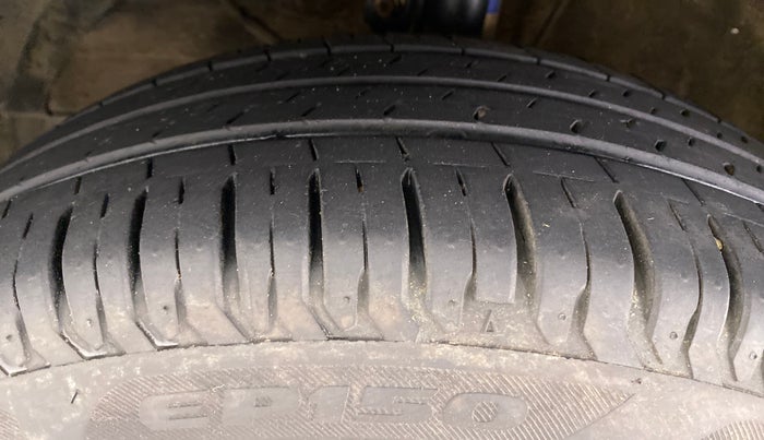 2020 Maruti XL6 ZETA SHVS, Petrol, Manual, 13,804 km, Left Front Tyre Tread