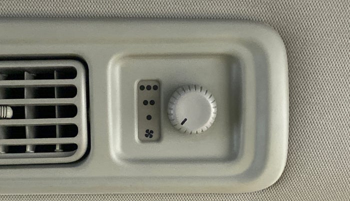 2020 Maruti XL6 ZETA SHVS, Petrol, Manual, 13,804 km, Rear AC Temperature Control