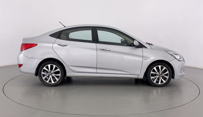 2015 Hyundai Verna FLUIDIC 1.6 SX CRDI, Diesel, Manual, 93,836 km, Right Side View