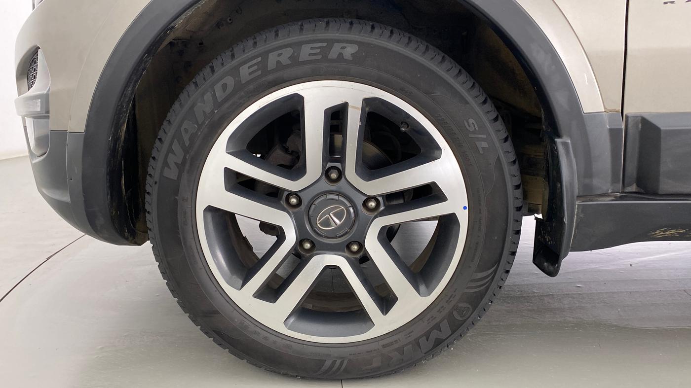 2017 Tata Hexa Varicor 400 XT, Diesel, Manual, 61,927 km, Left Front Wheel