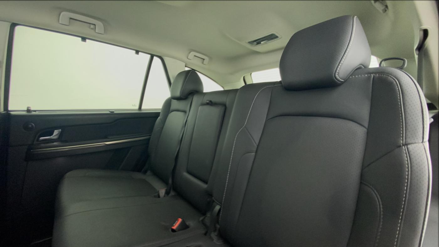 2017 Tata Hexa Varicor 400 XT, Diesel, Manual, 61,927 km, Right Side Rear Door Cabin