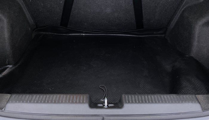2017 Maruti Dzire VXI, Petrol, Manual, 49,022 km, Boot Inside