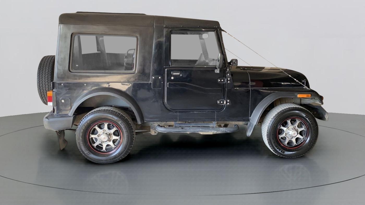 2018 Mahindra Thar CRDE 4X4 BS IV, Diesel, Manual, 19,681 km, Right Side View
