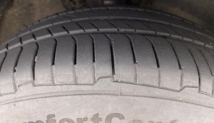 2017 Volkswagen Ameo HIGHLINE DSG 1.5 DIESEL , Diesel, Automatic, 58,549 km, Right Front Tyre Tread