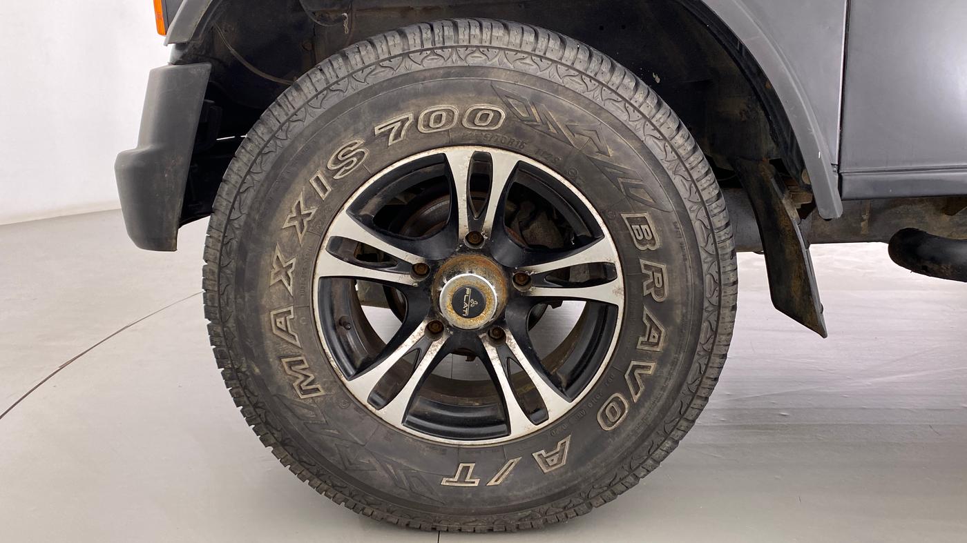 2019 Mahindra Thar CRDI 4x4 6str AC, Diesel, Manual, 71,809 km, Left Front Wheel