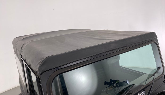 2019 Mahindra Thar CRDI 4x4 6str AC, Diesel, Manual, 71,809 km, Roof