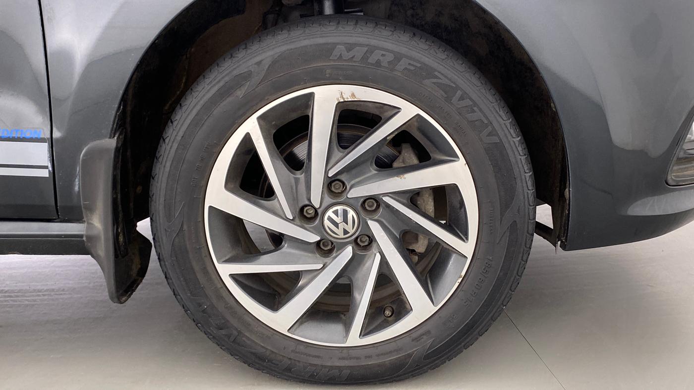2019 Volkswagen Polo COMFORTLINE  CUP EDITION, Petrol, Manual, 36,925 km, Right Front Wheel