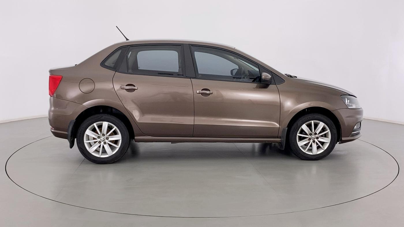 2017 Volkswagen Ameo HIGHLINE  PLUS 1.2, Petrol, Manual, 52,976 km, Right Side View