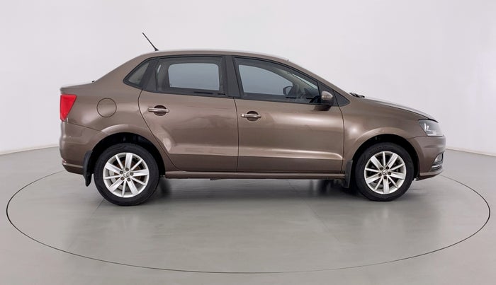 2017 Volkswagen Ameo HIGHLINE  PLUS 1.2, Petrol, Manual, 52,976 km, Right Side View