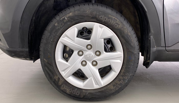 2020 Hyundai VENUE S MT 1.2 KAPPA, Petrol, Manual, 7,432 km, Left Front Wheel