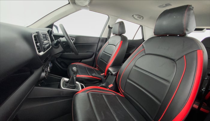 2020 Hyundai VENUE S MT 1.2 KAPPA, Petrol, Manual, 7,432 km, Right Side Front Door Cabin