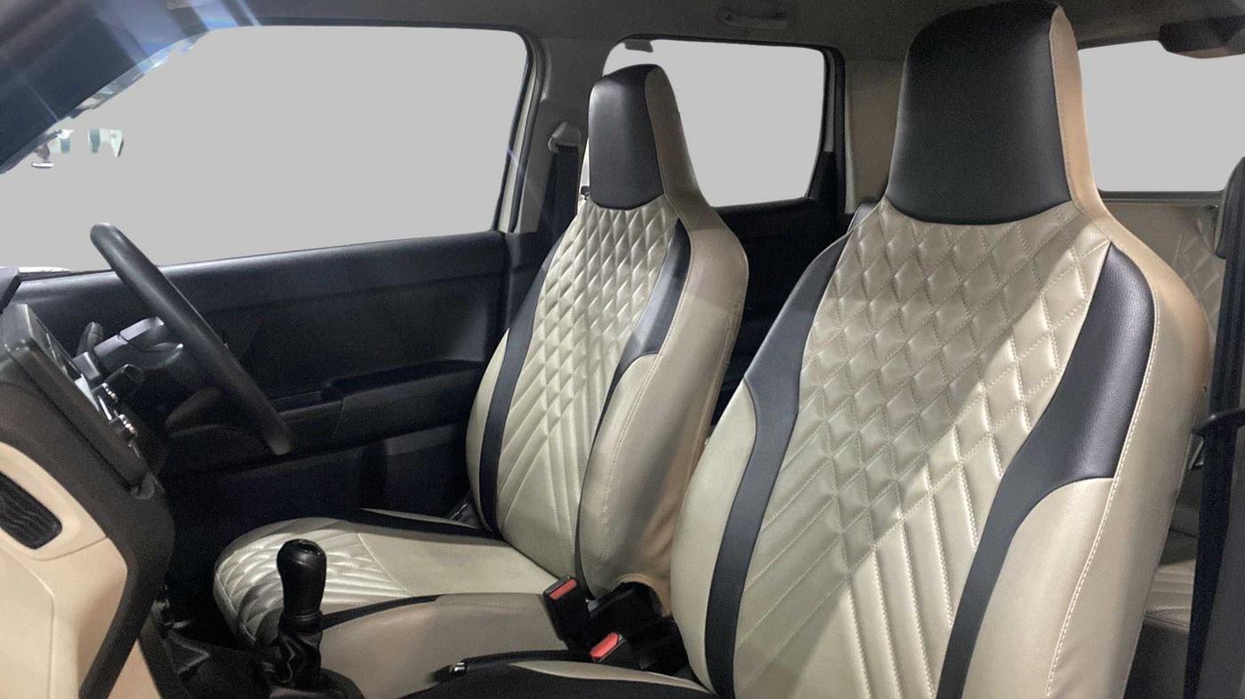 2019 Maruti New Wagon-R VXI 1.0, Petrol, Manual, 18,404 km, Right Side Front Door Cabin