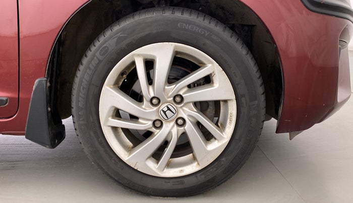 2017 Honda Jazz 1.2 V AT, Petrol, Automatic, 76,014 km, Right Front Wheel