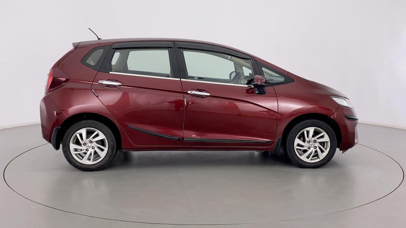 2017 Honda Jazz 1.2 V AT, Petrol, Automatic, 76,014 km, Right Side View