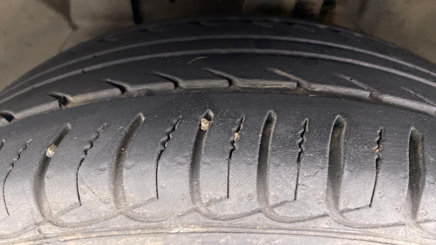 2020 Ford Ecosport 1.5TITANIUM TDCI, Diesel, Manual, 24,274 km, Left Front Tyre Tread