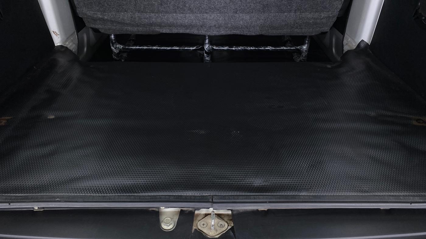 2018 Maruti Eeco 5 STR WITH AC PLUSHTR, Petrol, Manual, 35,368 km, Boot Inside