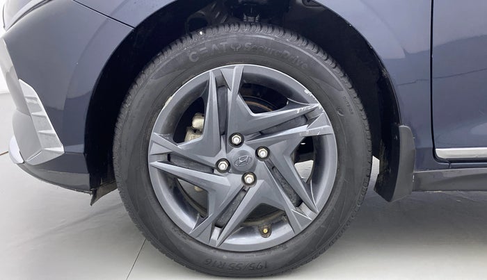 2021 Hyundai NEW I20 SPORTZ 1.5 MT, Diesel, Manual, 13,798 km, Left Front Wheel