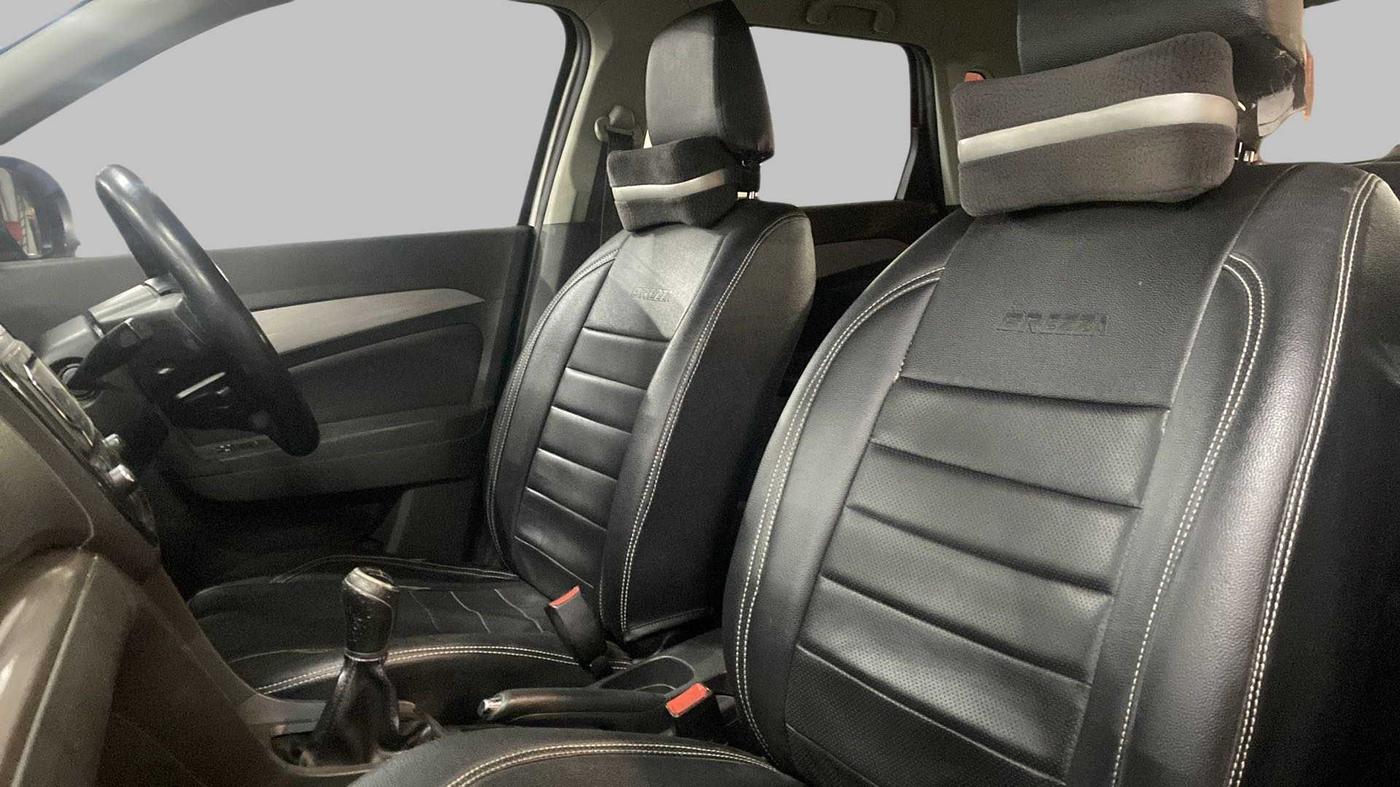 2016 Maruti Vitara Brezza ZDI, Diesel, Manual, 58,443 km, Right Side Front Door Cabin