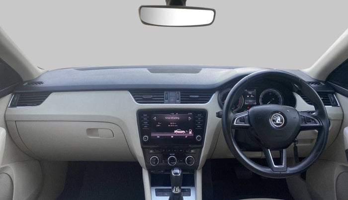 2017 Skoda Octavia 1.8 TSI STYLE AT, Petrol, Automatic, 23,160 km, Dashboard