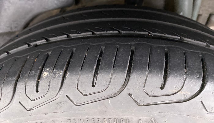 2015 Tata Bolt XM REVOTRON, Petrol, Manual, 73,760 km, Left Rear Tyre Tread