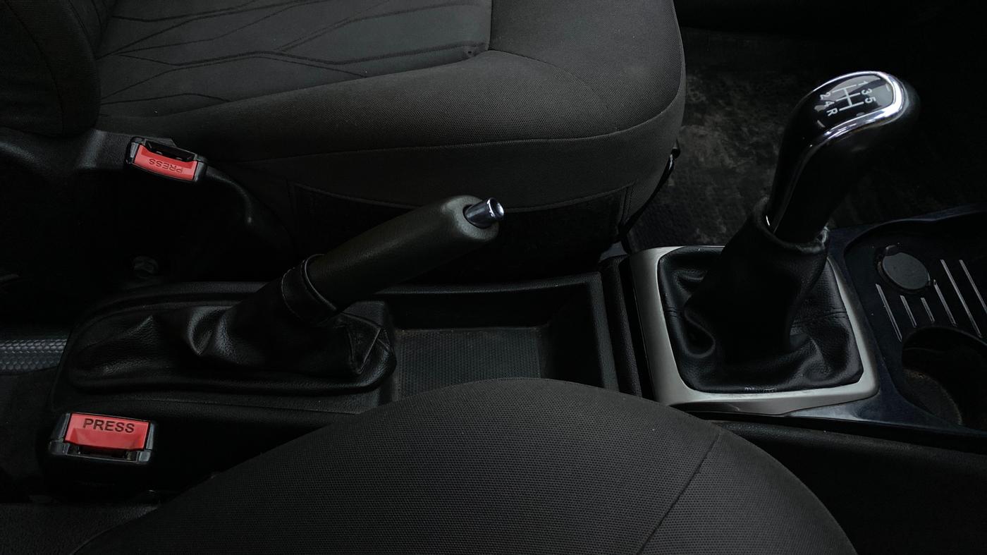 2015 Tata Bolt XM REVOTRON, Petrol, Manual, 73,760 km, Gear Lever