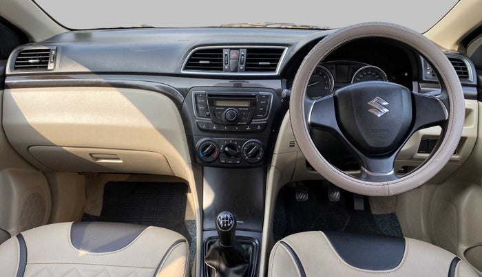 2016 Maruti Ciaz VXI, Petrol, Manual, 33,281 km, Dashboard