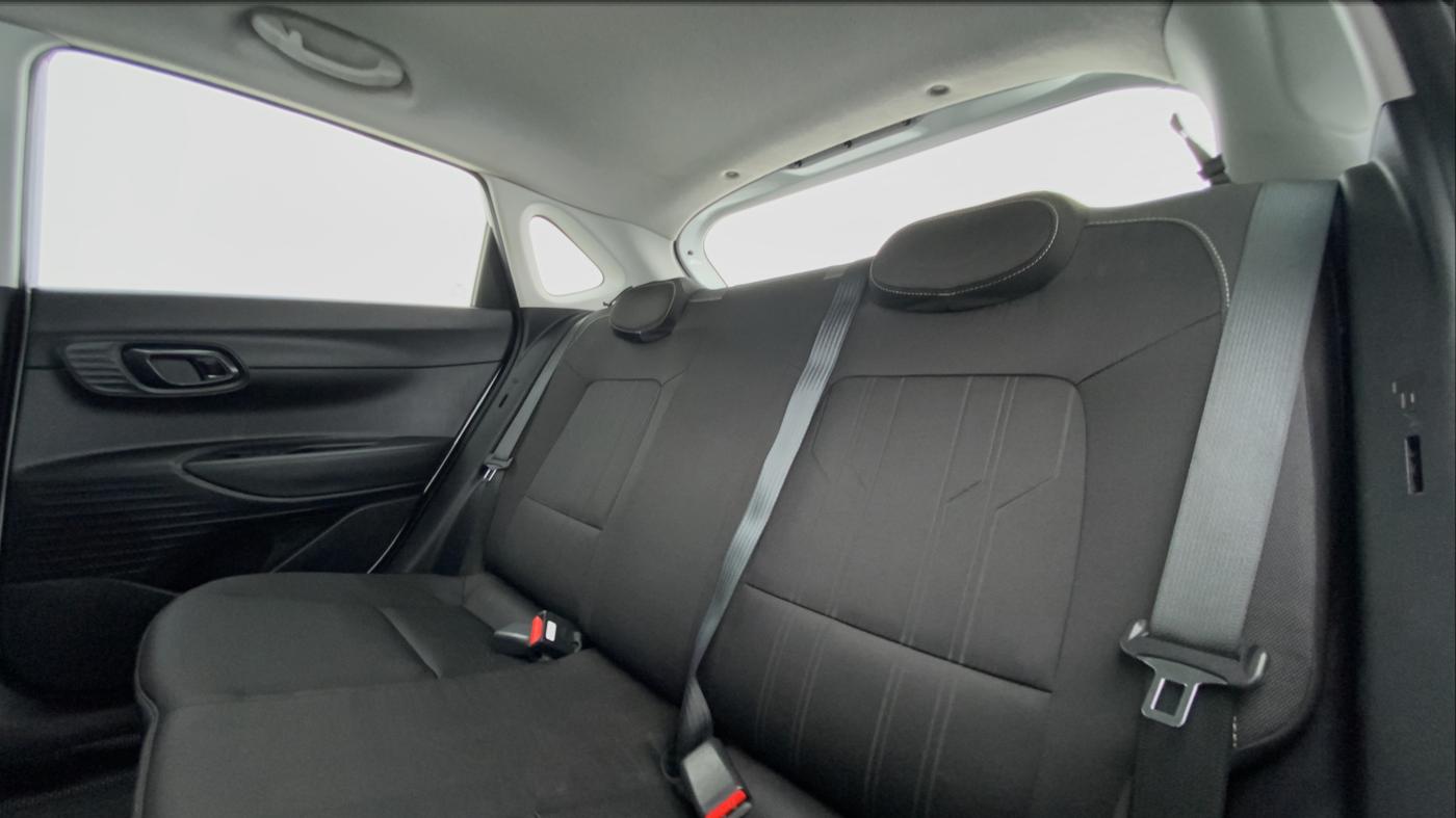 2020 Hyundai NEW I20 SPORTZ 1.2 MT, Petrol, Manual, 55,169 km, Right Side Rear Door Cabin