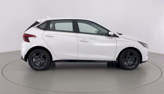 2020 Hyundai NEW I20 SPORTZ 1.2 MT, Petrol, Manual, 55,169 km, Right Side View