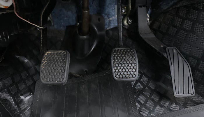 2018 Maruti Alto 800 VXI, Petrol, Manual, 21,348 km, Pedals