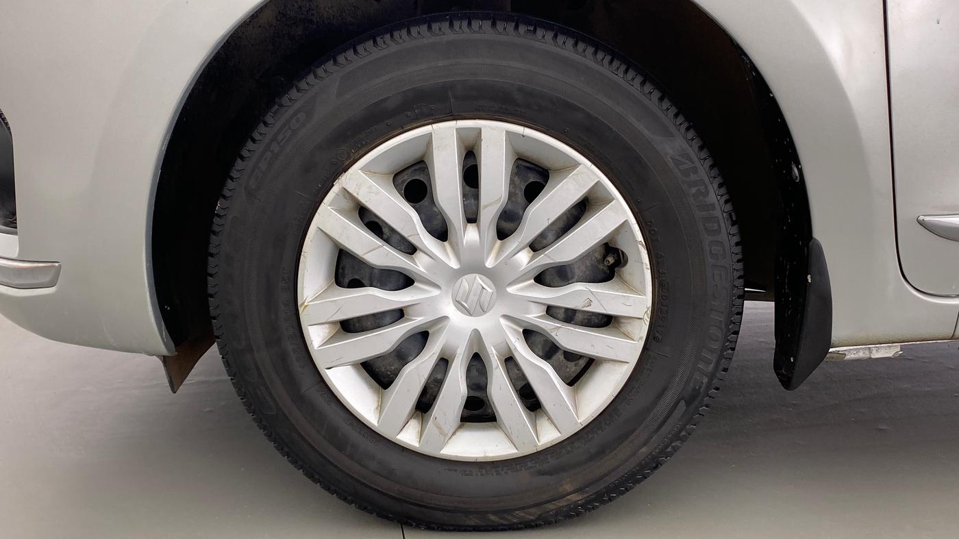 2017 Maruti Dzire VXI AMT, Petrol, Automatic, 43,004 km, Left Front Wheel