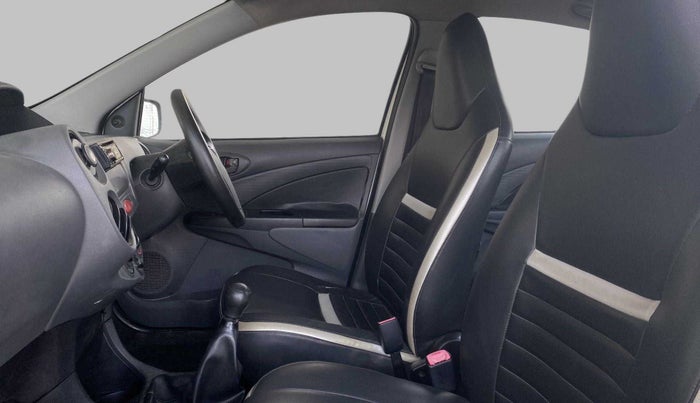 2012 Toyota Etios G, Petrol, Manual, 77,470 km, Right Side Front Door Cabin