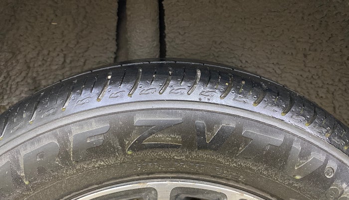 2020 Maruti Baleno DELTA CVT PETROL 1.2, Petrol, Automatic, 98,448 km, Right Rear Tyre Tread