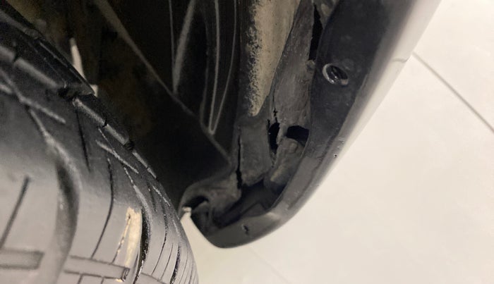 2014 Maruti Swift Dzire VXI, Petrol, Manual, 53,184 km, Right fender - Lining loose