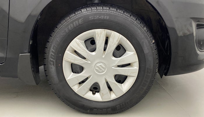 2014 Maruti Swift Dzire VXI, Petrol, Manual, 53,184 km, Right Front Wheel