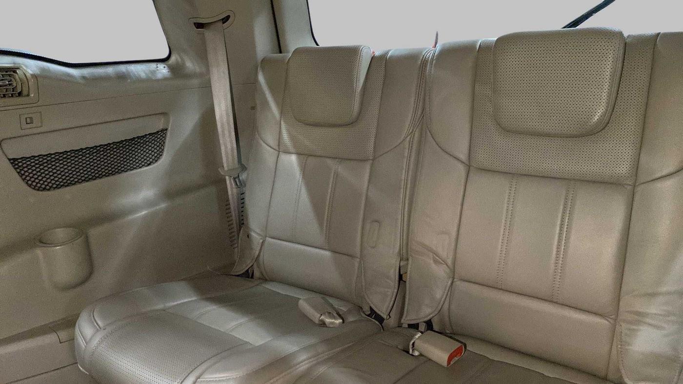 2015 Mahindra XUV500 W10 FWD, Diesel, Manual, 96,796 km, Third Seat Row ( optional )