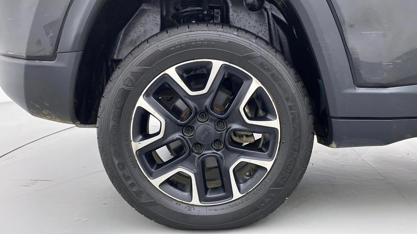 2019 Jeep Compass TRAILHAWK 2.0  AT 4X4, Diesel, Automatic, 85,500 km, Right Rear Wheel