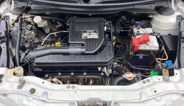 2017 Maruti Swift VXI D, CNG, Manual, 92,243 km, Open Bonet