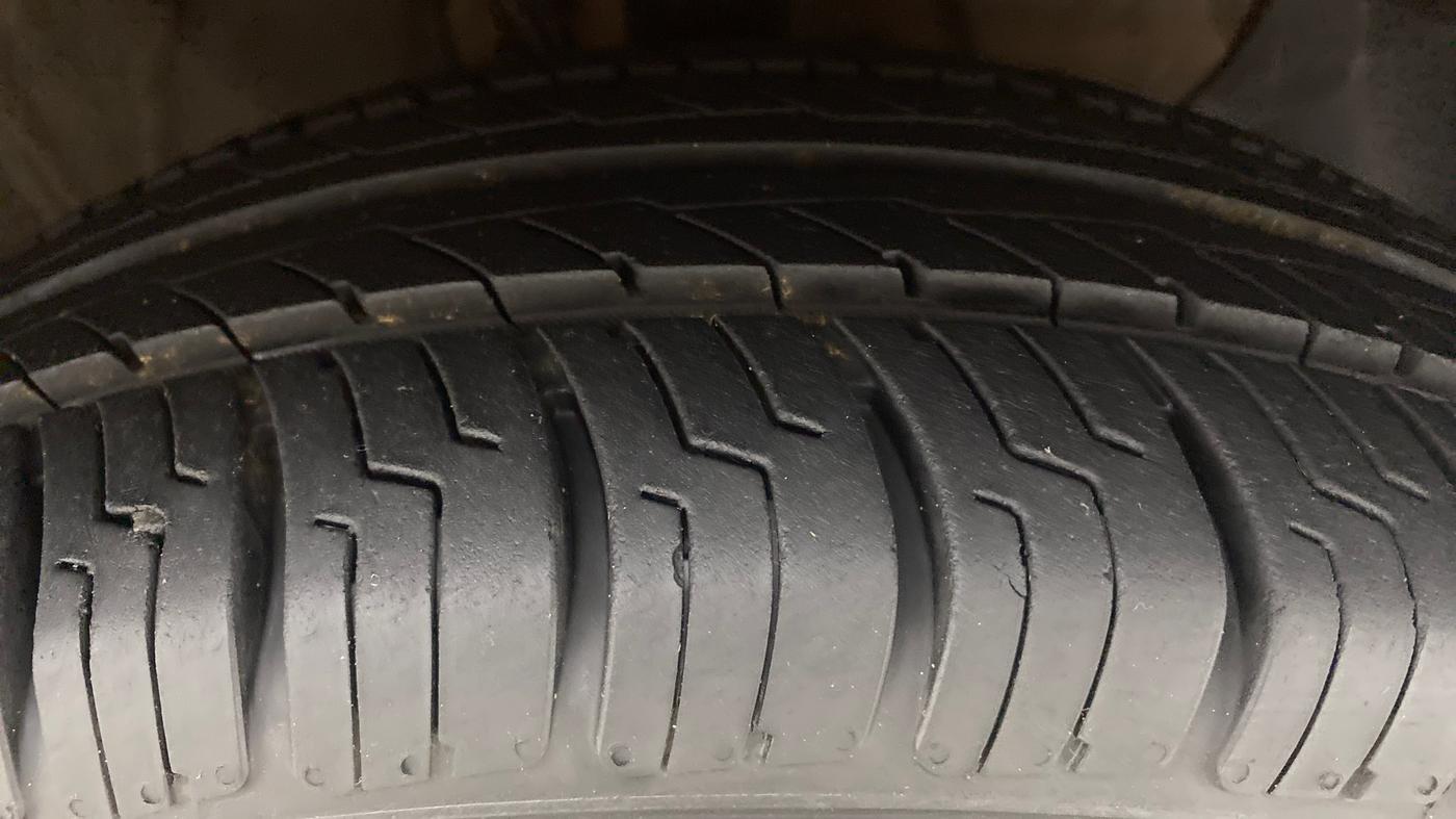 2019 Hyundai Elite i20 1.4 SPORTS PLUS CRDI, Diesel, Manual, 36,836 km, Right Front Tyre Tread