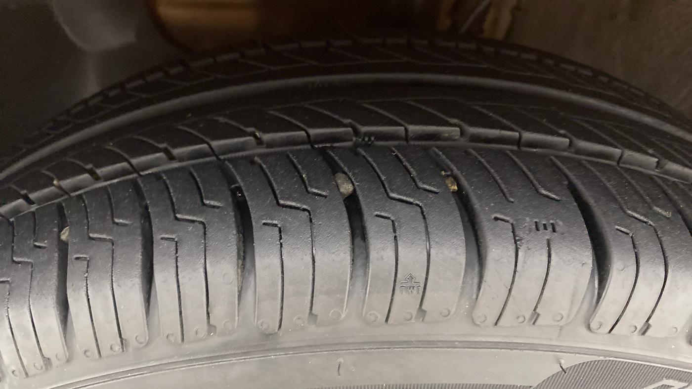 2019 Hyundai Elite i20 1.4 SPORTS PLUS CRDI, Diesel, Manual, 36,836 km, Left Front Tyre Tread