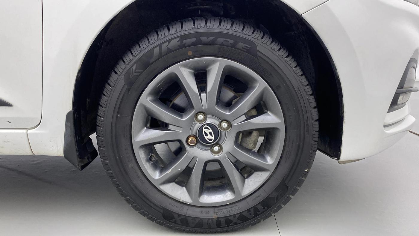 2018 Hyundai Elite i20 ASTA 1.2, Petrol, Manual, 52,311 km, Right Front Wheel