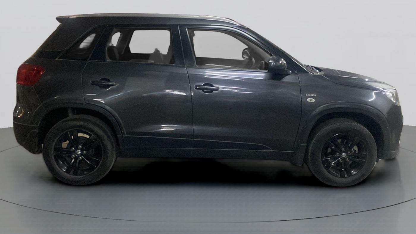 2019 Maruti Vitara Brezza ZDI, Diesel, Manual, 24,357 km, Right Side View
