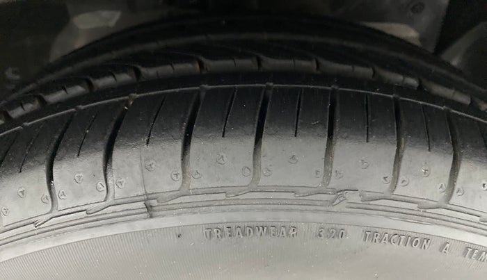 2020 Ford FREESTYLE TITANIUM 1.2 TI-VCT MT, Petrol, Manual, 4,628 km, Right Front Tyre Tread