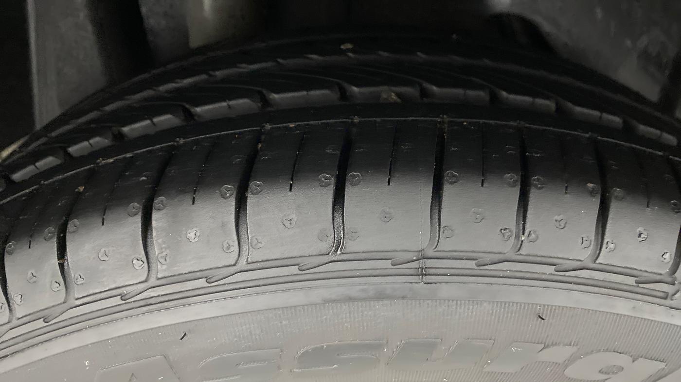 2020 Ford FREESTYLE TITANIUM 1.2 TI-VCT MT, Petrol, Manual, 4,628 km, Right Rear Tyre Tread