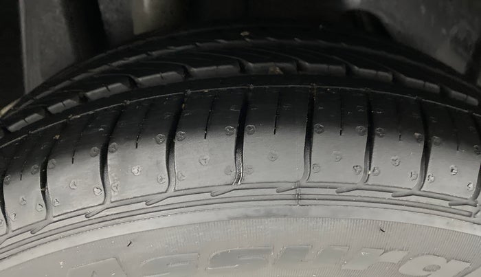 2020 Ford FREESTYLE TITANIUM 1.2 TI-VCT MT, Petrol, Manual, 4,628 km, Right Rear Tyre Tread