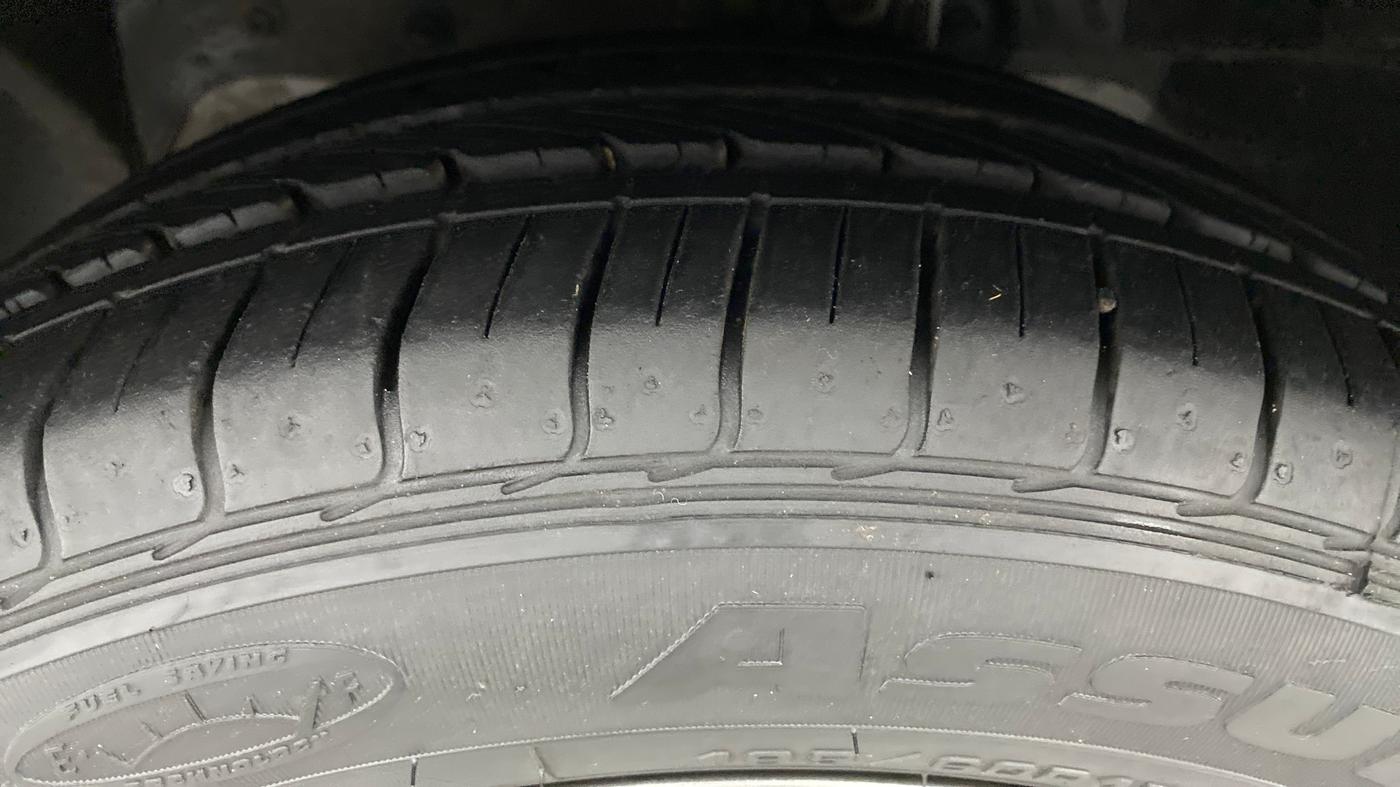 2020 Ford FREESTYLE TITANIUM 1.2 TI-VCT MT, Petrol, Manual, 4,628 km, Left Front Tyre Tread